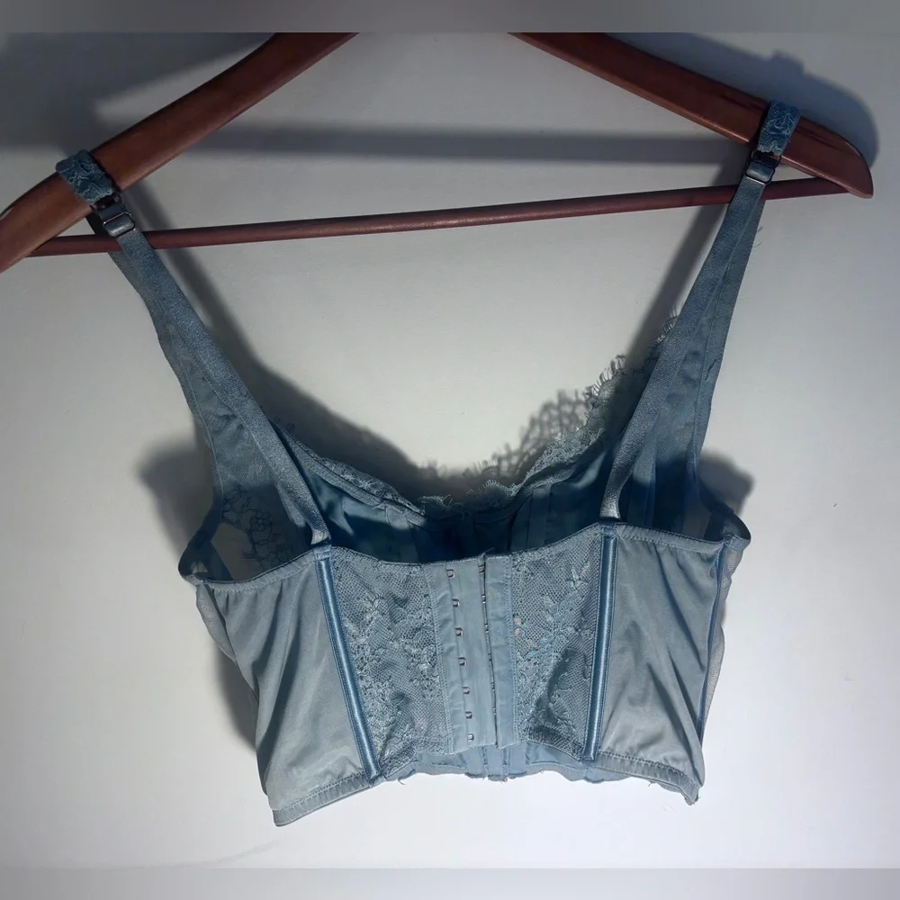 Victoria Secret Sage green Corset top Size: Medium DD (34D 34DD 36D 36DD) - Picture 4 of 7